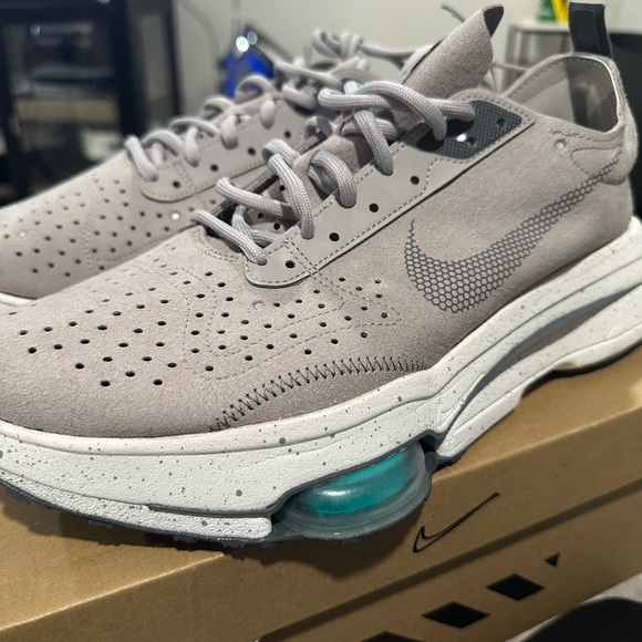 Nike Air Zoom-Type Size 11 - Picture 2 of 7